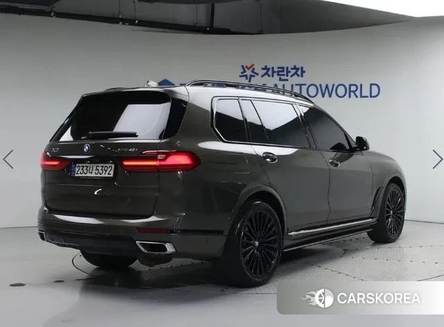 BMW X7 (G07) 2021 Светло-зеленый из Кореи, фото 2