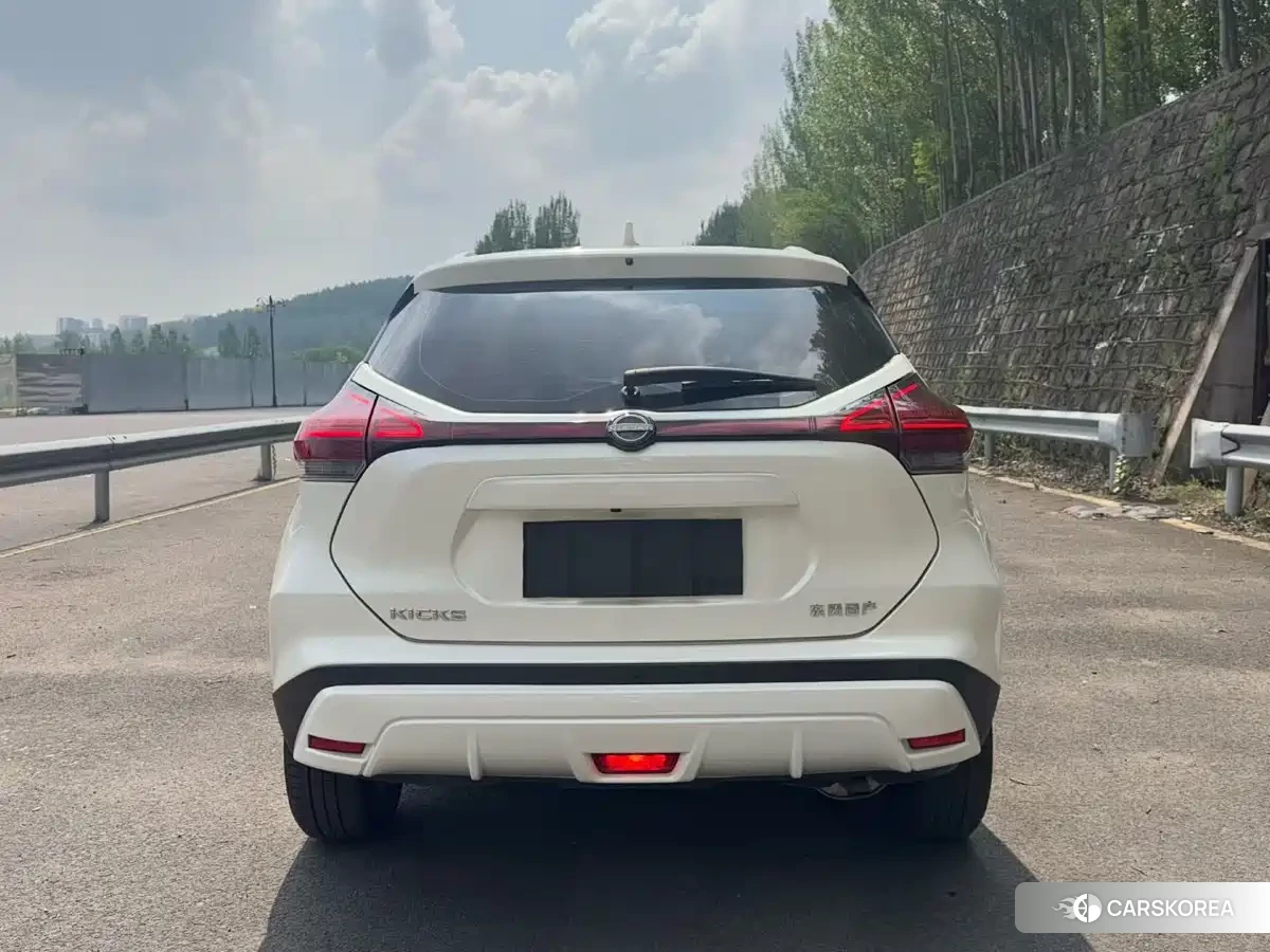Nissan Kicks 2024 Белый из Китая, фото 2