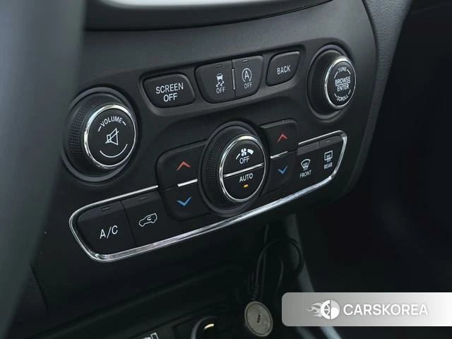 Jeep Free light id 4209795 из Китая 12