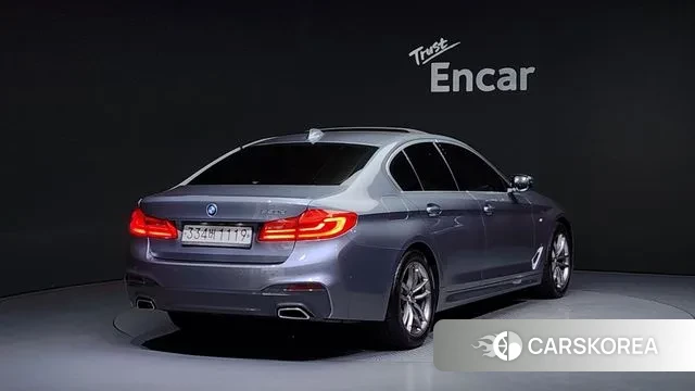 BMW 5 Series (G30) id 3013253 из Кореи 12