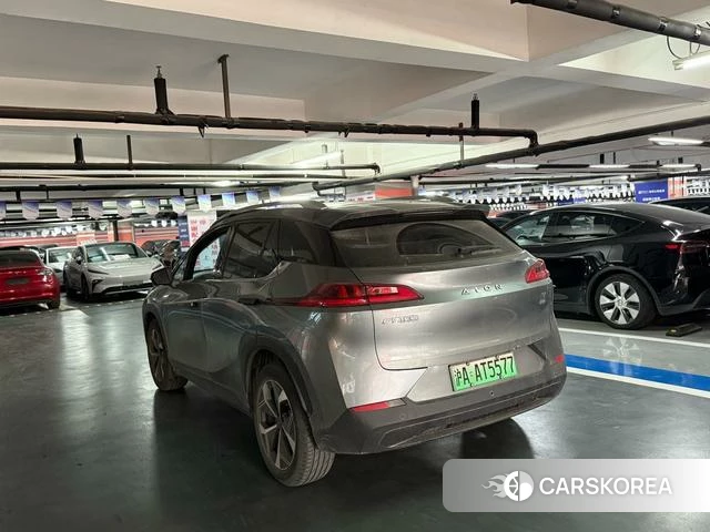 Aian AION V 2022 Серебристо-серый из Китая, фото 2