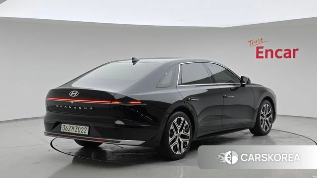 Hyundai Grandeur Hybrid (GN7) id 4921612 из Кореи 12