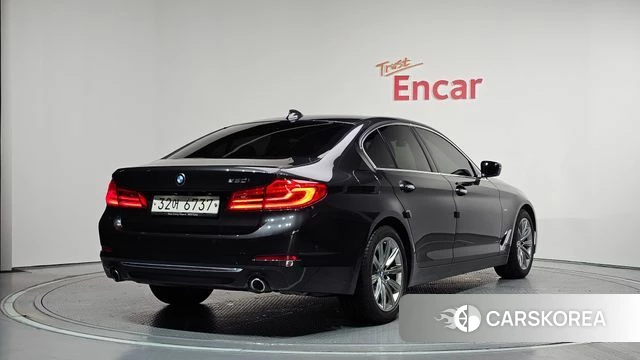 BMW 5 Series (G30) id 4610408 из Кореи 12