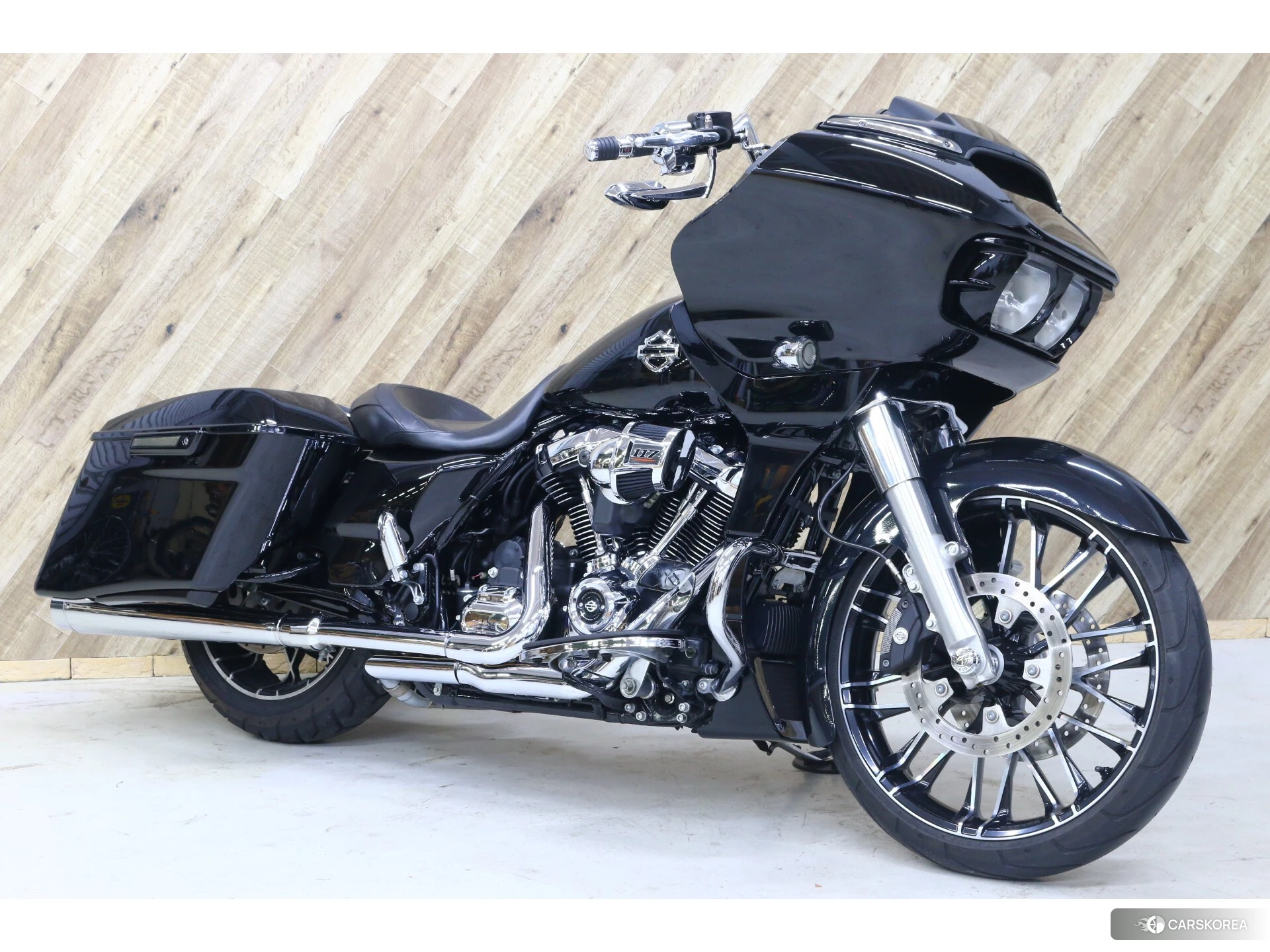 Harley-Davidson Road Glide FLTRXS1750 id 3948152 из Японии 12