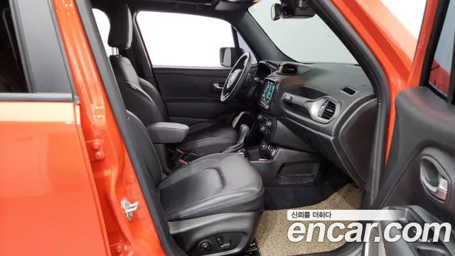 Jeep Renegade id 2660966 из Кореи 12