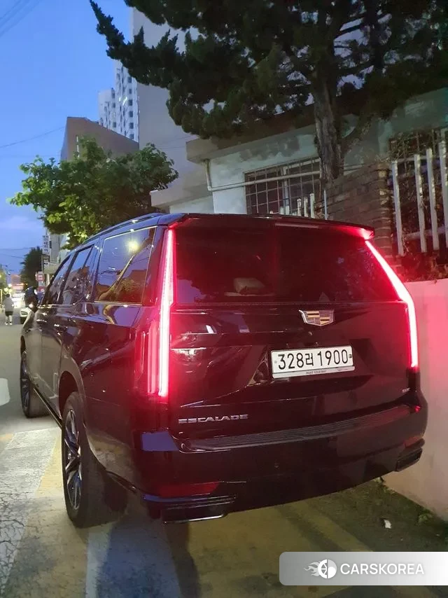 Cadillac Escalade 5th Generation 2021 Черный из Кореи, фото 6