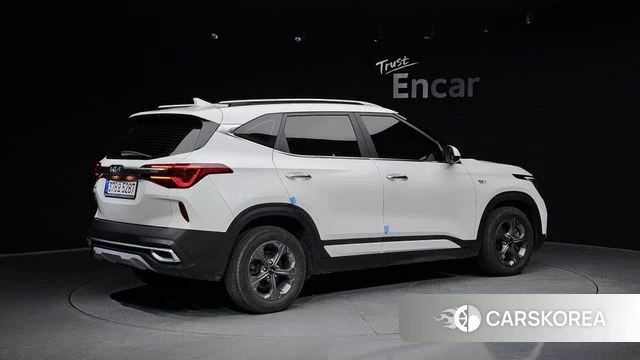 Kia Seltos id 4249504 из Кореи 12