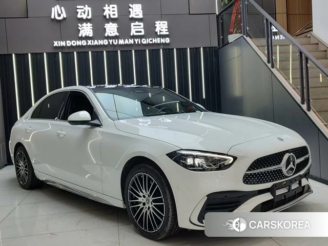 Mercedes-Benz Class C 2023 Белый из Китая, фото 2