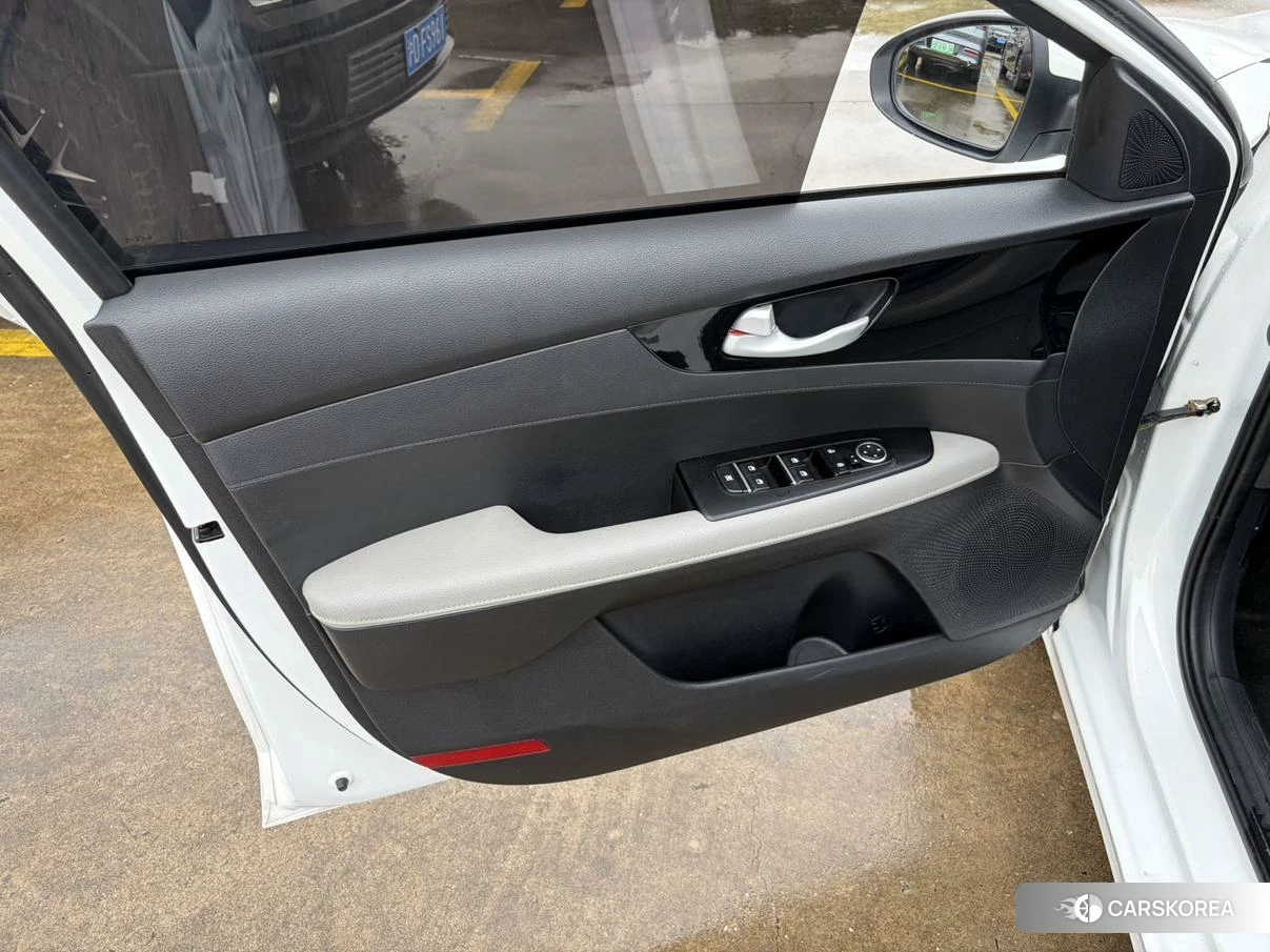 Kia K3 id 4493154 из Китая 10
