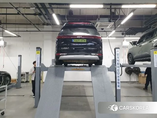 Kia Carnival 4th generation 2022 Черный из Кореи, фото 2