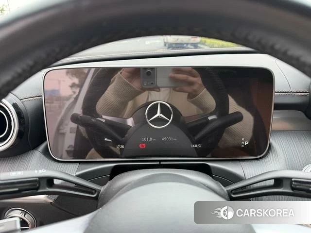 Mercedes-Benz Class C 2023 Белый из Китая, фото 2