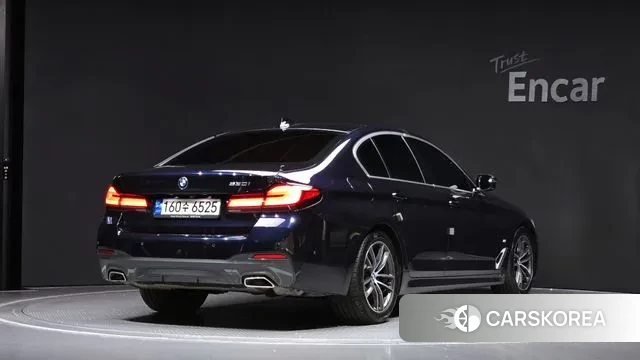 BMW 5 Series (G30) id 3053650 из Кореи 12