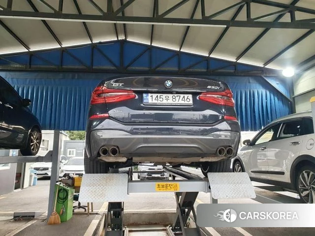 BMW 6 Series GT (G32) 2023 Черный из Кореи, фото 2