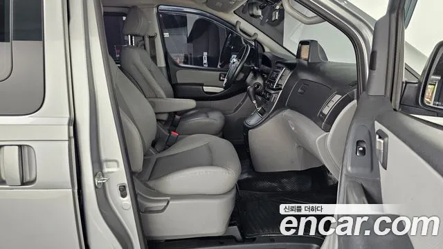 Hyundai The New Grand Starex id 2646044 из Кореи 12