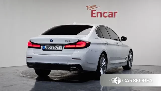 BMW 5 Series (G30) id 3702268 из Кореи 12