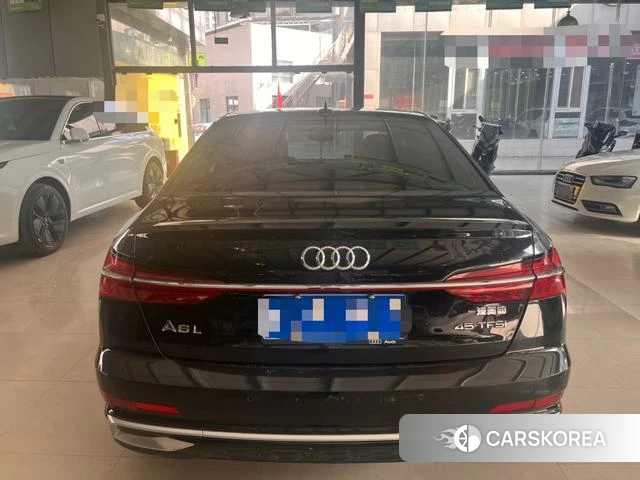 Audi A6L id 4313685 из Китая 7