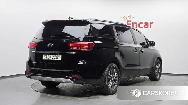 Kia The New Carnival id 4377998 из Кореи 12