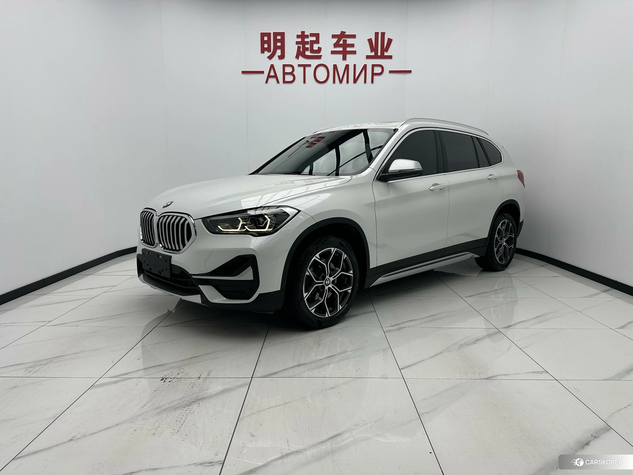 BMW X1 id 4514922 из Китая 9