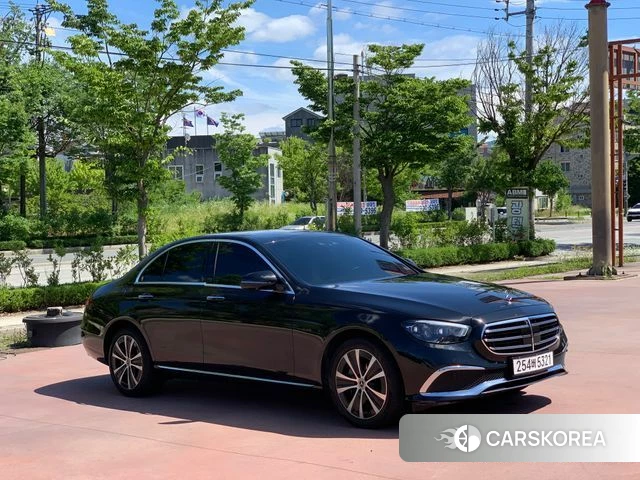 Mercedes-Benz E-Class W213 2021 Черный из Кореи, фото 2