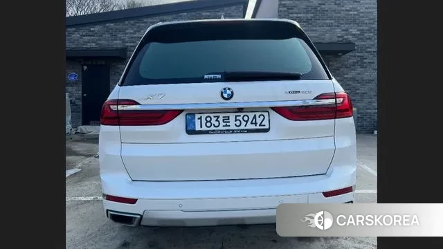 BMW X7 (G07) 2022 Белый из Кореи, фото 2