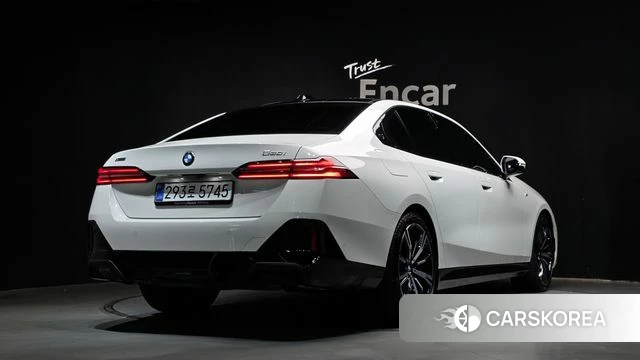 BMW 5 Series (G60) id 4612235 из Кореи 12