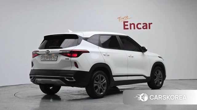 Kia Seltos id 4759531 из Кореи 12