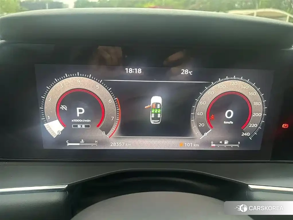 Nissan Exploring the land 2024 Черный из Китая, фото 2