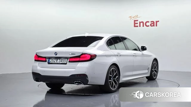BMW 5 Series (G30) id 4657100 из Кореи 12