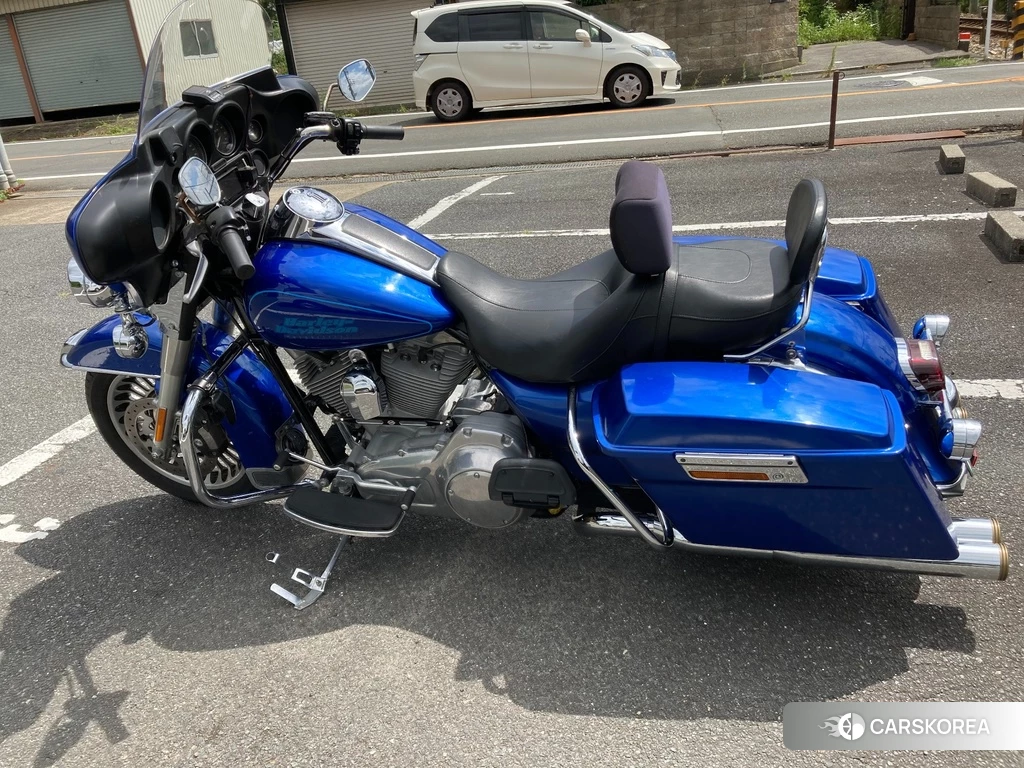Проданный Harley-Davidson Electra Glide FLHT1340-1450 2010 из Японии