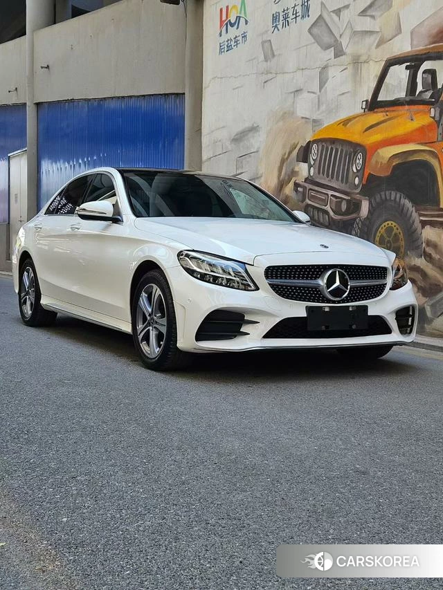 Mercedes-Benz Class C 2021 Белый из Китая, фото 2