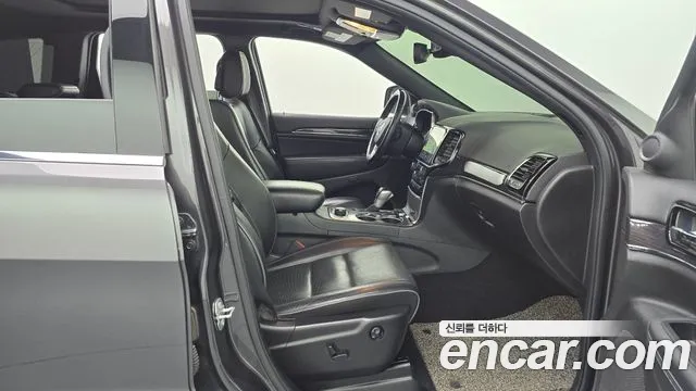 Jeep Grand Cherokee id 2784429 из Кореи 12