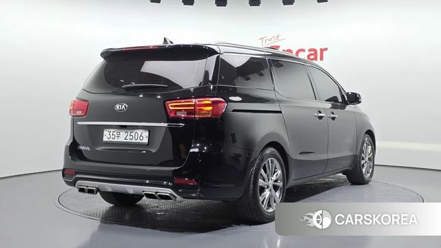 Kia The New Carnival id 3936834 из Кореи 12