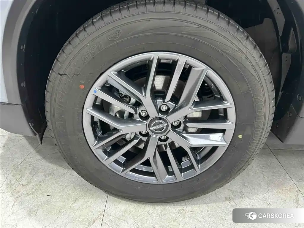 Nissan Qijun id 4628450 из Китая 12