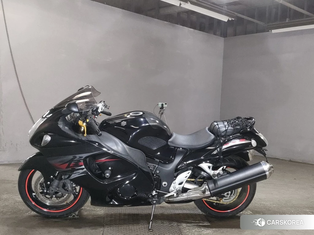Проданный Suzuki GSX1300R HAYABUSA 2012 из Японии, фото 2