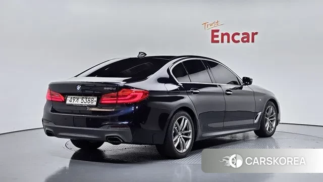 BMW 5 Series (G30) id 3588562 из Кореи 12