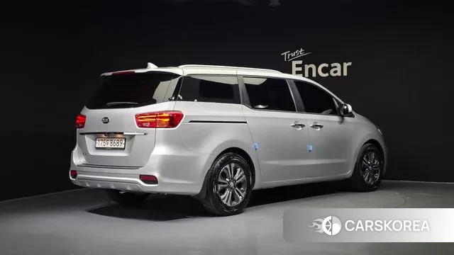 Kia The New Carnival id 3505095 из Кореи 12