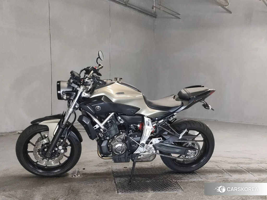 Проданный Yamaha MT-07 id 4162719 из Японии, фото 2