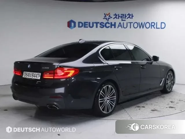 BMW 5 Series (G30) id 3595381 из Кореи 12