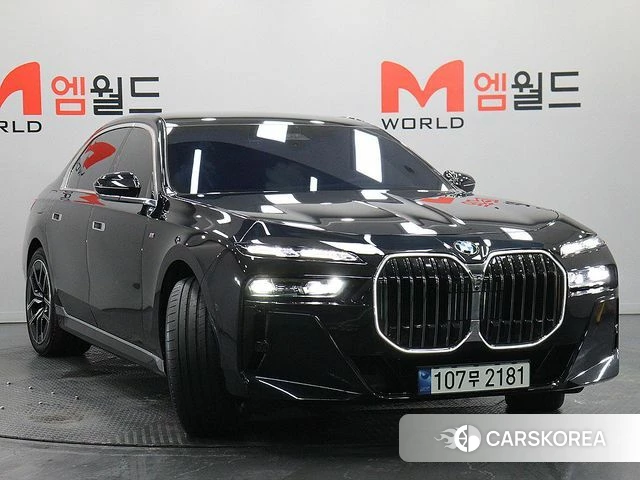 BMW 7 Series (G70) 2024 Черный из Кореи, фото 4