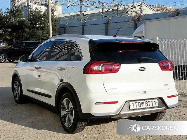 Kia Niro id 4502815 из Кореи 9