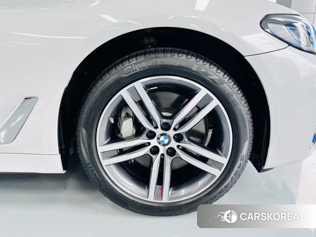 BMW 5 series id 4271264 из Китая 12