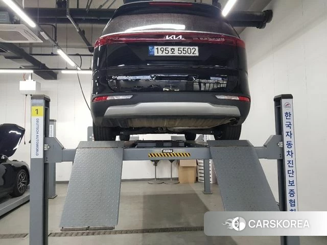 Kia Carnival 4th generation 2023 Черный из Кореи, фото 2