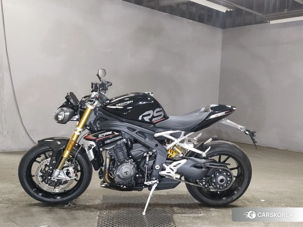 Проданный Triumph SPEED TRIPLE 1200RS 2022 из Японии, фото 2