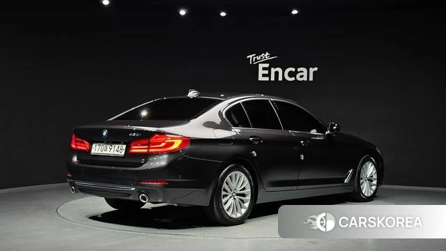 BMW 5 Series (G30) id 4573855 из Кореи 12