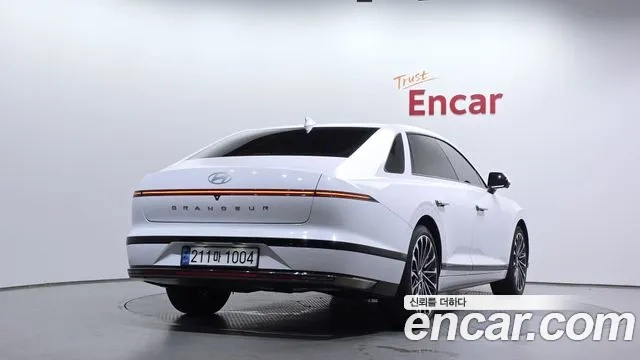 Hyundai Grandeur Hybrid (GN7) id 2910300 из Кореи 12