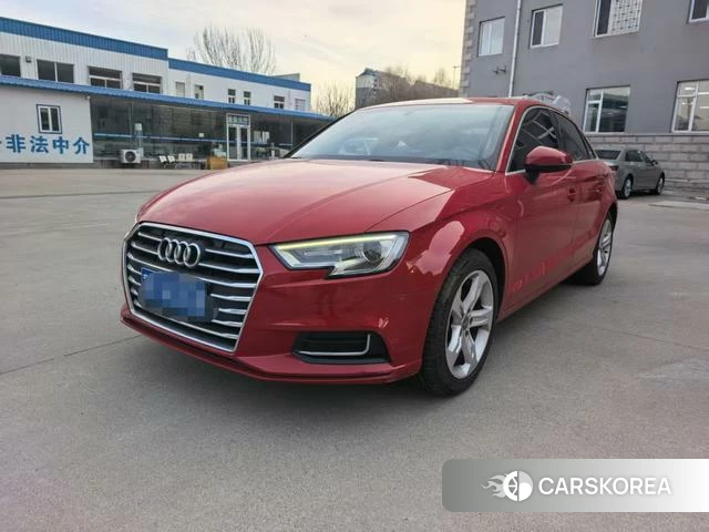Audi A3 2019 Красный из Китая, фото 3