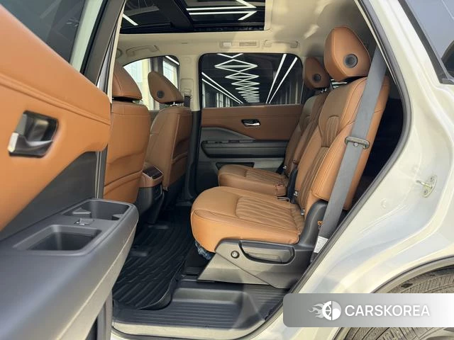 Nissan Exploring the land id 4278421 из Китая 12