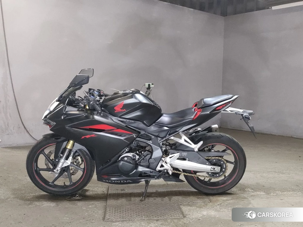 Проданный Honda CBR250RR 2017 из Японии, фото 2