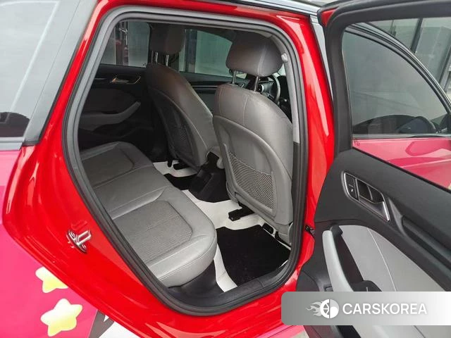 Audi A3 2018 Красный из Китая, фото 2