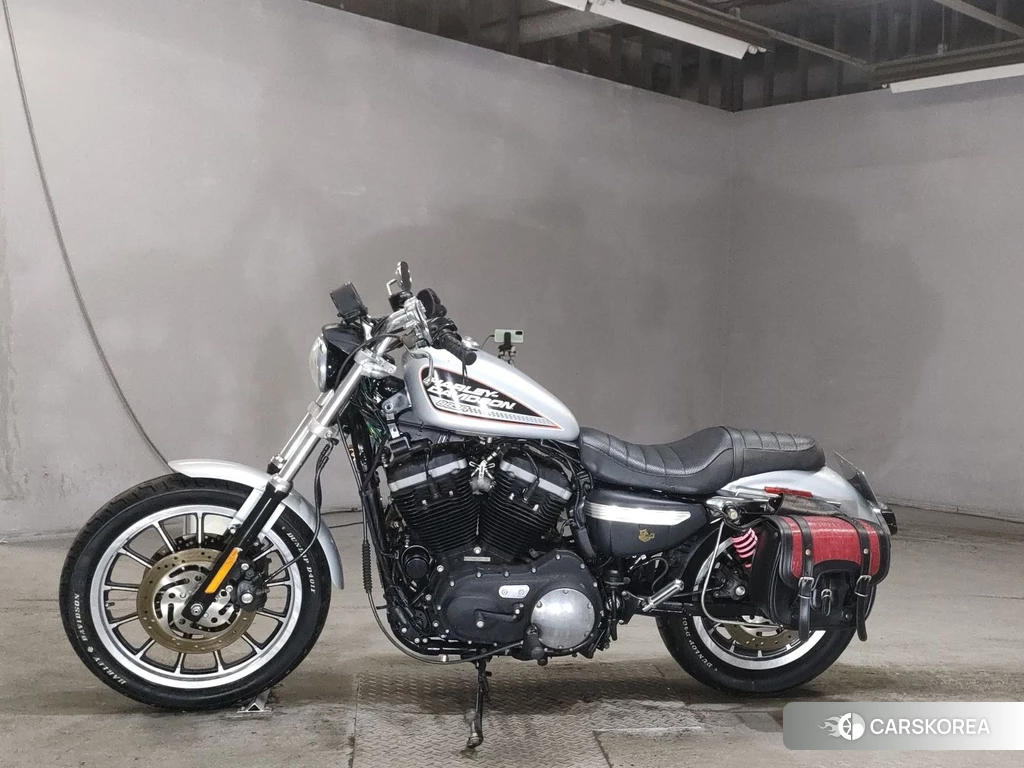 Проданный Harley-Davidson Sportster XL883R 2010 из Японии, фото 2